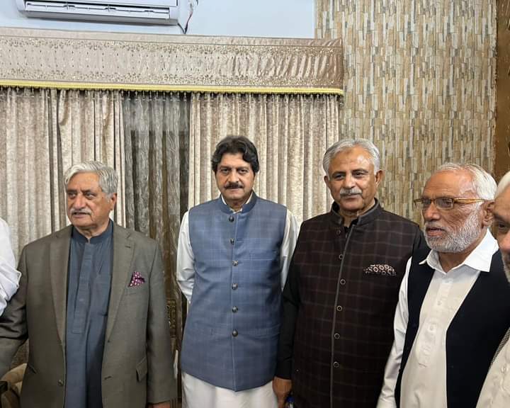 کھاریاں؛ ممبر قومی اسمبلی چوہدری نصیر عباس سدھو کی سابق صدر آزاد کشمیر سردار یعقوب احمد خان اور سابق وزیر اعظم چوہدری پرویز اشرف سے ملاقات