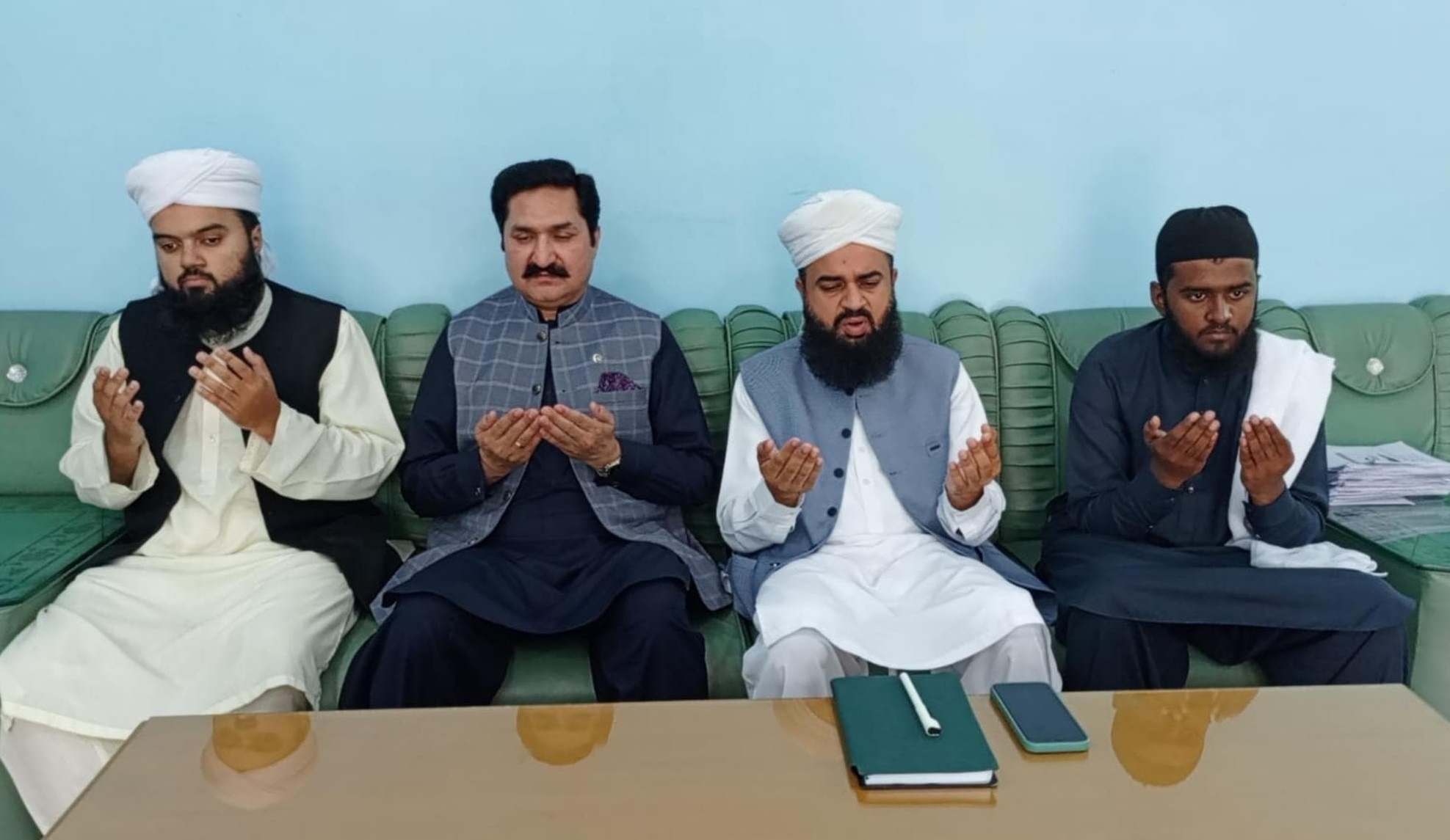 ڈپٹی کمشنر گجرات کا پیر محمد افضل قادری کی وفات پر اظہار افسوس