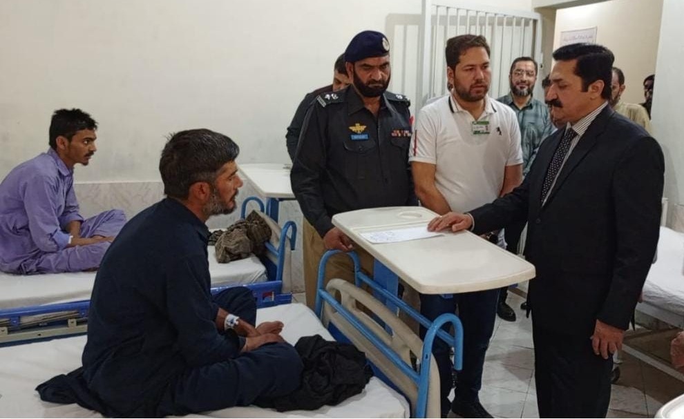 ڈپٹی کمشنر صفدر حسین ورک کا گجرات جیل کا دورہ