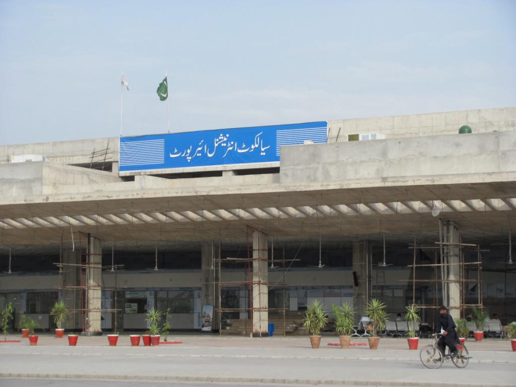 سیالکوٹ ائیرپورٹ پر تعمیراتی کام کے باعث 6 سے 18مئی تک پروازیں بند رہیں گی
