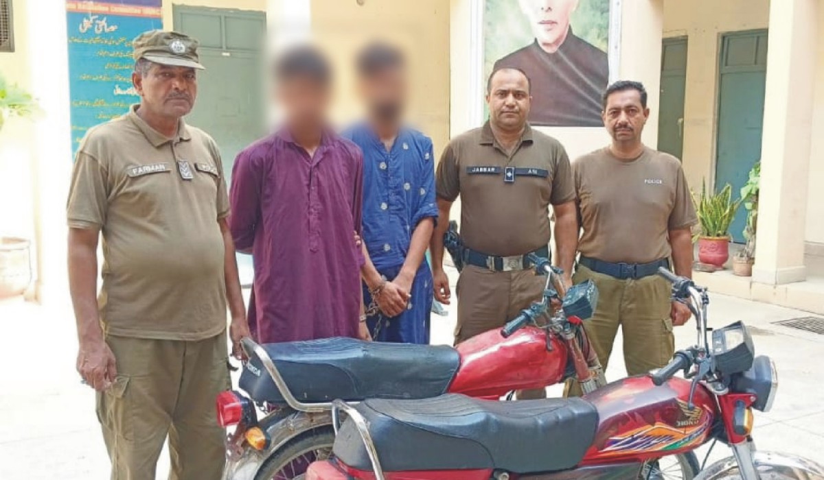 گجرات پولیس تھانہ اے ڈویژن کا موٹر سائیکل چوروں کے خلاف کریک ڈاؤن 000