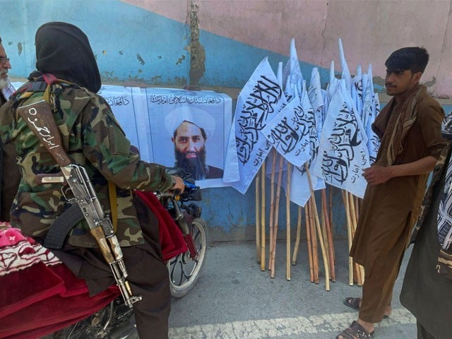 امیرِ طالبان کا نماز، پردے اور نامحرم سے متعلق قانون کو فوری نافذ کرنے کا حکم