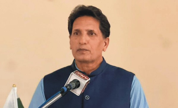 ڈنگہ: سرکاری سکولوں کے مستحق طلباء و طالبات کی تعلیمی ضروریات کو پورا کرنا ہماری اولین ترجیح ہے: مہر انصر محمود