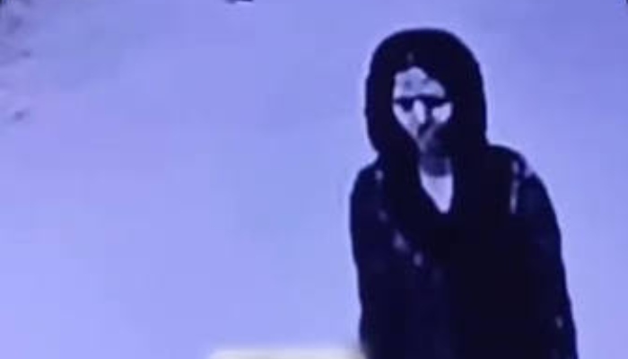 اسلام آباد میں گولڈ میڈلسٹ طالبہ کی مبینہ خودکشی: پولیس نے مرکزی ملزم کا بینک ریکارڈ اور موبائل فون قبضے میں لے لیا
